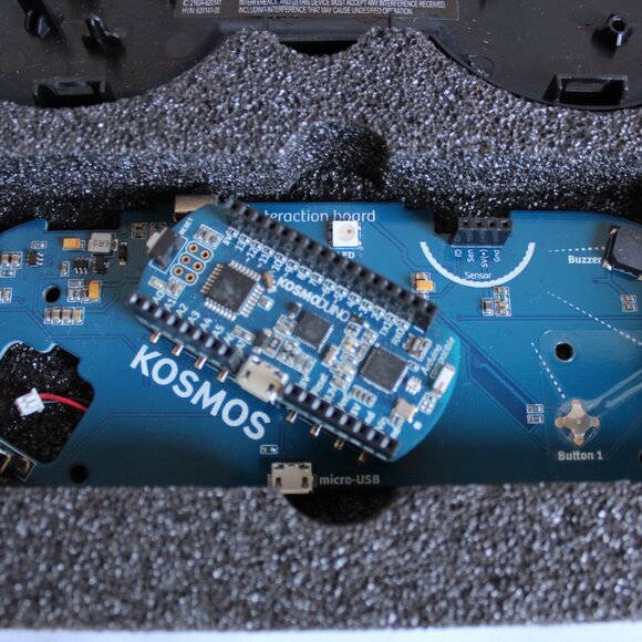 Thames & Kosmos Code Gamer with KosmoBits Arduino Coding Game and Workshop - Picture 9 of 14